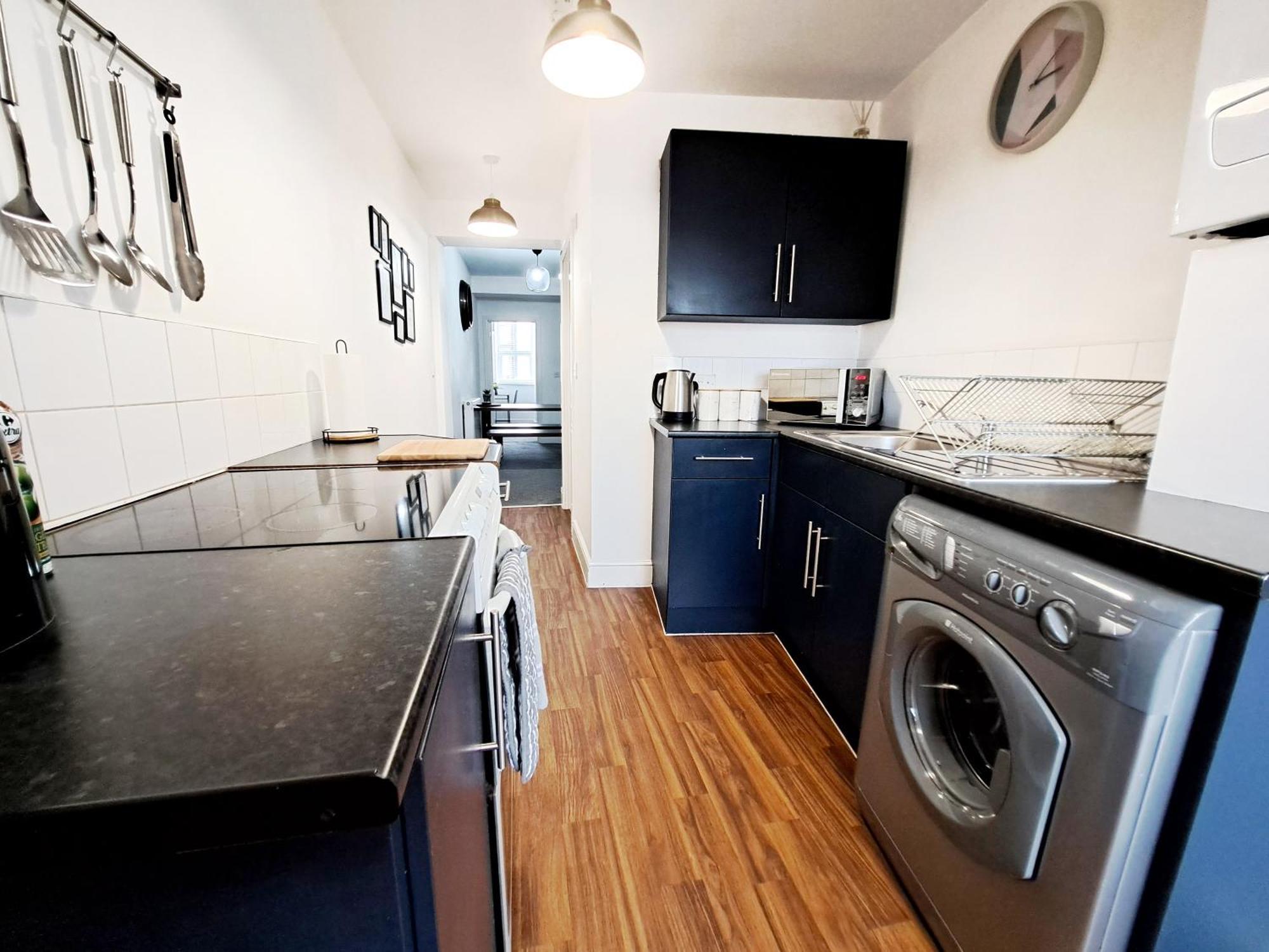 Stylish 2 Bed Apartment With Free Parking, Speed Wifi, Free Parking Colchester Bagian luar foto